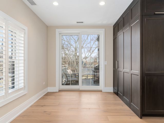 110 S Washington Street 400, Naperville, IL 60540