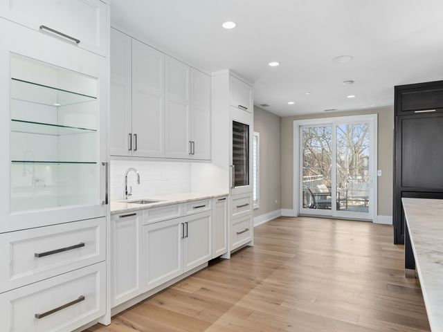 110 S Washington Street 400, Naperville, IL 60540
