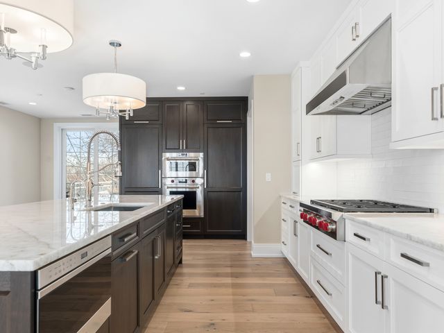 110 S Washington Street 400, Naperville, IL 60540