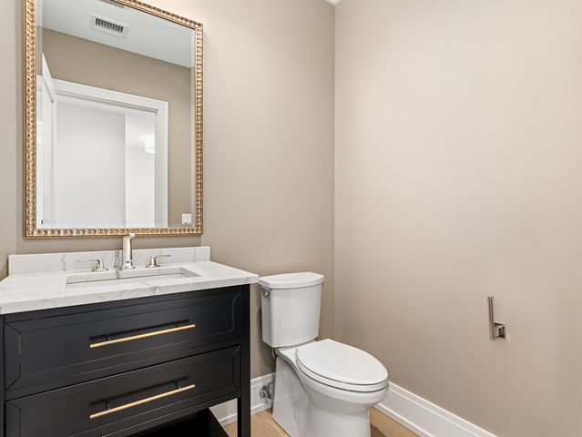 110 S Washington Street 400, Naperville, IL 60540