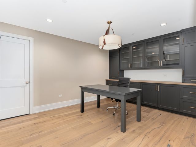 110 S Washington Street 400, Naperville, IL 60540