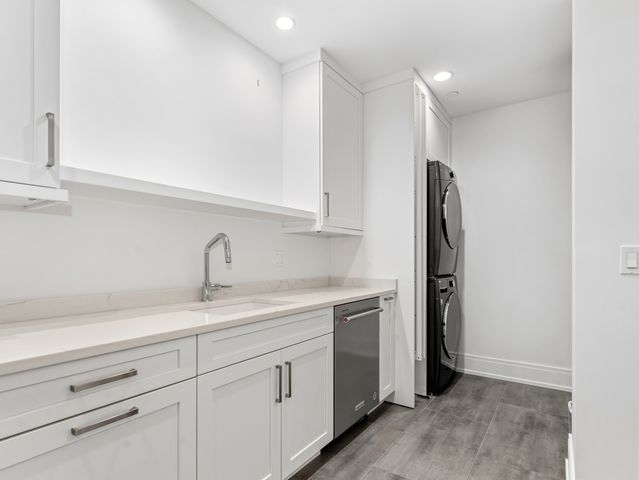 110 S Washington Street 400, Naperville, IL 60540