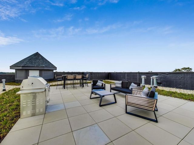 110 S Washington Street 400, Naperville, IL 60540