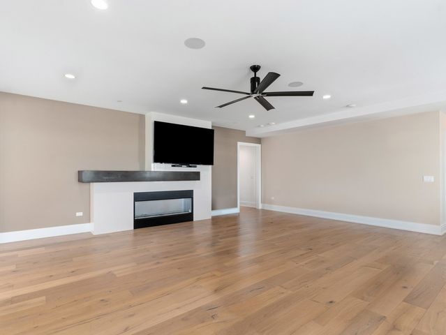 110 S Washington Street 400, Naperville, IL 60540