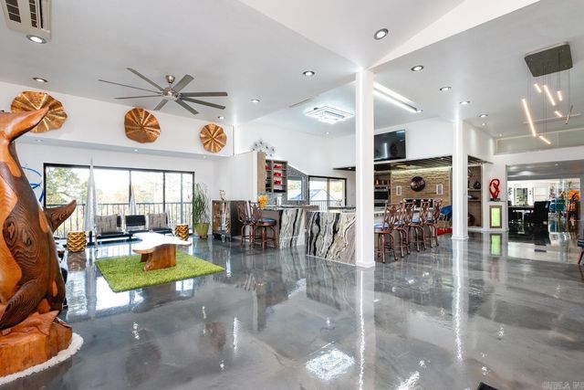 4 Robinwood Drive, Little Rock, AR 72227