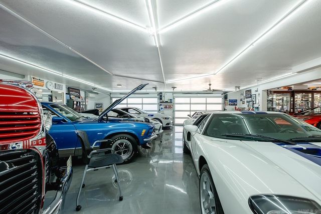 4 Robinwood Drive, Little Rock, AR 72227