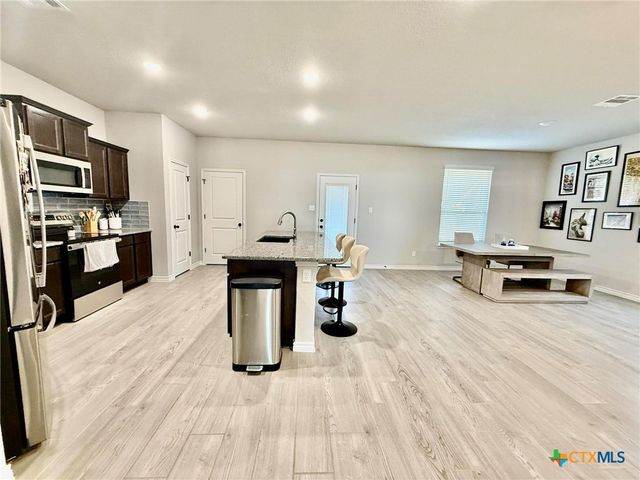 3103 Seeker St, Killeen, TX 76549