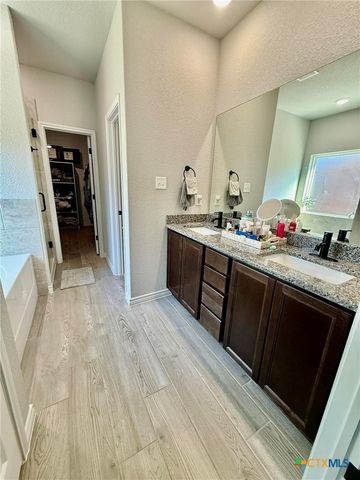 3103 Seeker St, Killeen, TX 76549