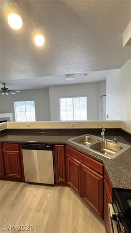 10245 South Maryland Parkway 133, Las Vegas, NV 89183