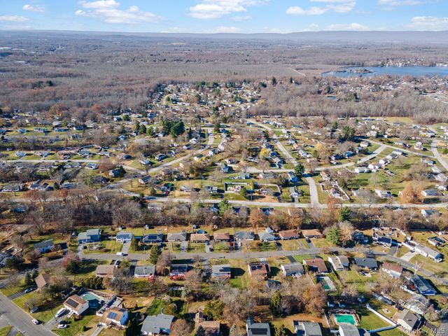 14 Lenape Road, Newburgh, NY 12550