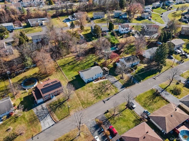 14 Lenape Road, Newburgh, NY 12550