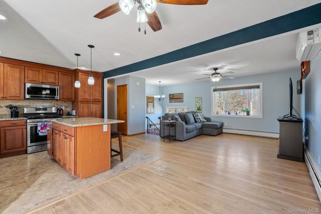 14 Lenape Road, Newburgh, NY 12550