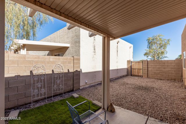 2300 E MAGMA Road 79, San Tan Valley, AZ 85143