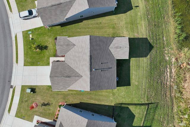 909 Wilkinson Ln, White House, TN 37188