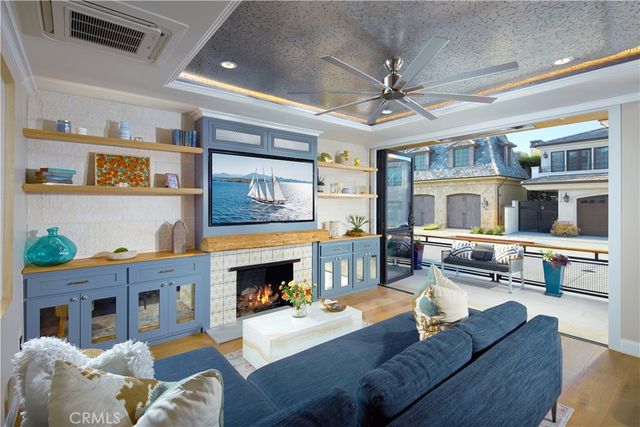 1311 W Bay Avenue, Newport Beach, CA 92661