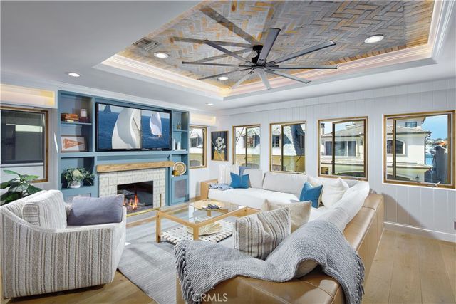 1311 W Bay Avenue, Newport Beach, CA 92661
