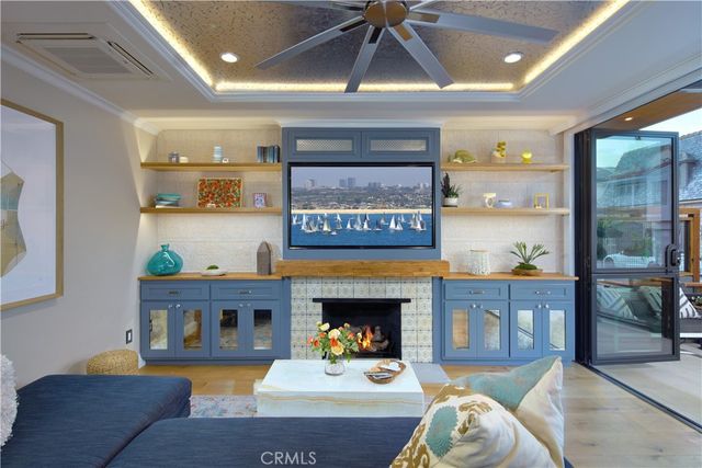 1311 W Bay Avenue, Newport Beach, CA 92661