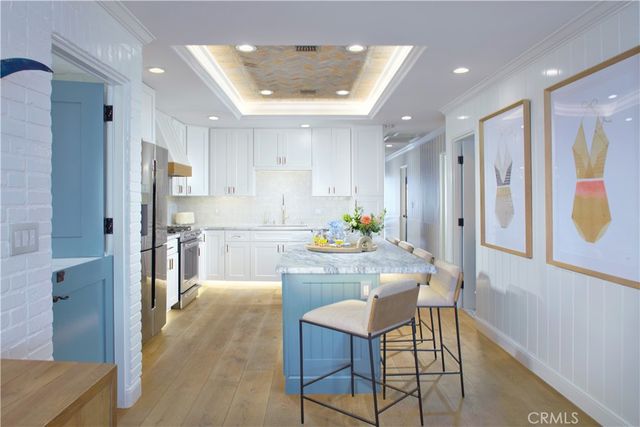 1311 W Bay Avenue, Newport Beach, CA 92661