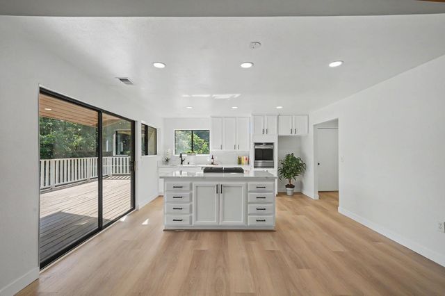 21640 Clute Canyon Rd, Volcano, CA 95689