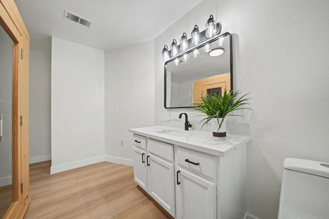 21640 Clute Canyon Rd, Volcano, CA 95689