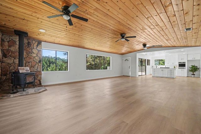 21640 Clute Canyon Rd, Volcano, CA 95689