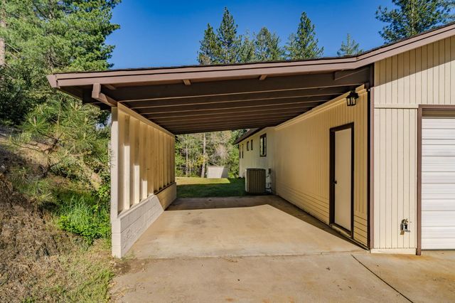 21640 Clute Canyon Rd, Volcano, CA 95689