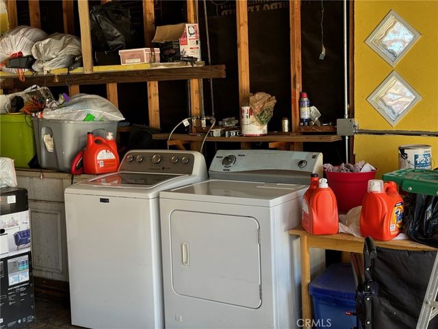 1418 W Burnett, Long Beach, CA 90810