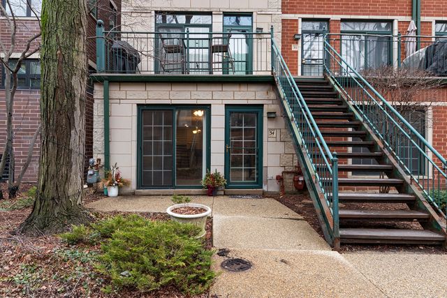 1812 S State Street 34, Chicago, IL 60616