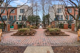 1812 S State Street 34, Chicago, IL 60616