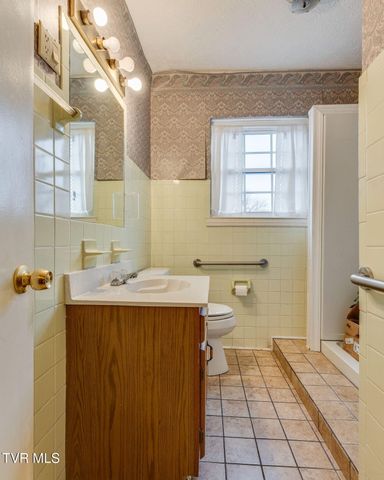 805 Watauga Street, Kingsport, TN 37660