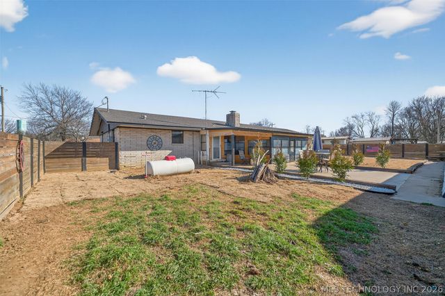 406 N William Penn Street, Adair, OK 74330