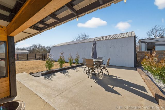 406 N William Penn Street, Adair, OK 74330