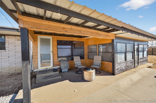 406 N William Penn Street, Adair, OK 74330