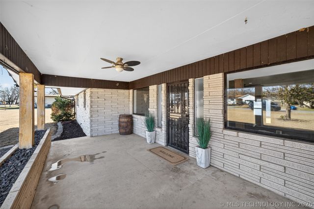 406 N William Penn Street, Adair, OK 74330