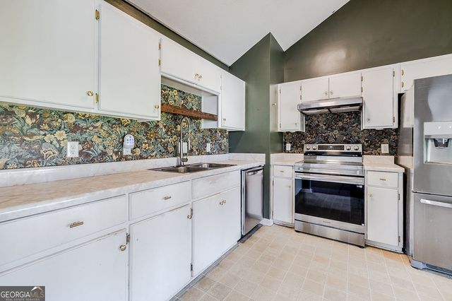 123 Berwick Lakes Boulevard, Pooler, GA 31322
