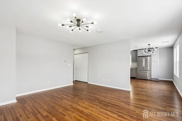 12 Orchard Street, Keansburg, NJ 07734