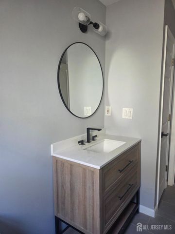 12 Orchard Street, Keansburg, NJ 07734