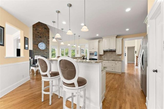526 Orchard Drive, Clarkesville, GA 30523