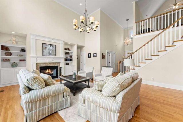 526 Orchard Drive, Clarkesville, GA 30523
