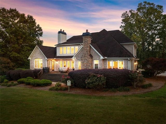 526 Orchard Drive, Clarkesville, GA 30523
