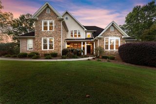 526 Orchard Drive, Clarkesville, GA 30523