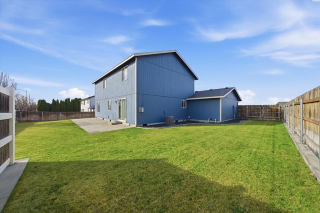 4235 Galway Ln, Pasco, WA 99301