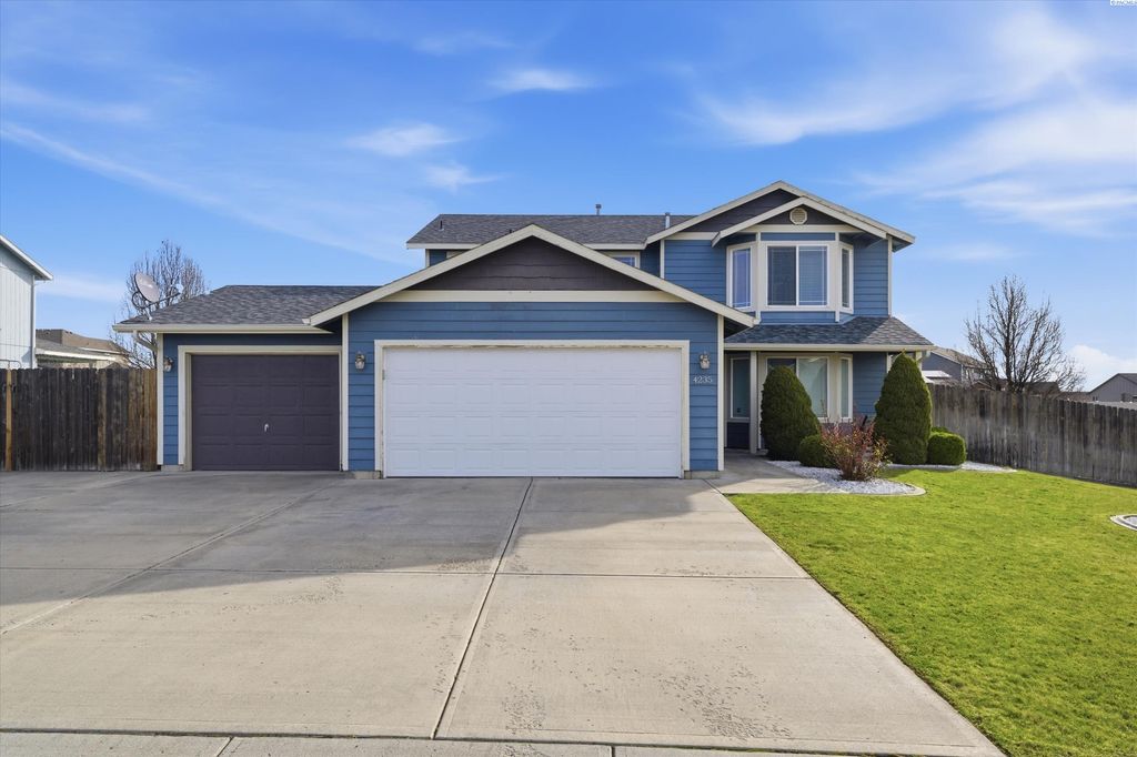 4235 Galway Ln, Pasco, WA 99301