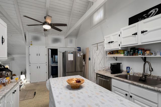 101 Taylortown Road, Johnson City, TN 37601