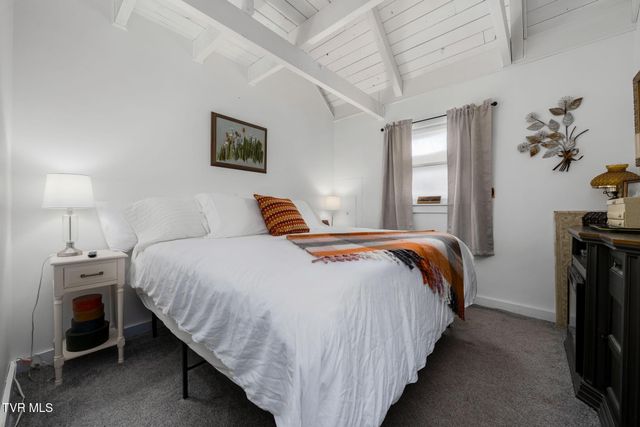 101 Taylortown Road, Johnson City, TN 37601