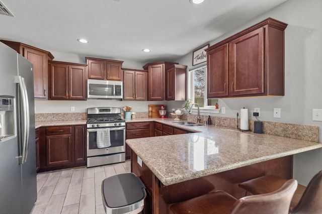 3625 Knight Lane, Anderson, CA 96007