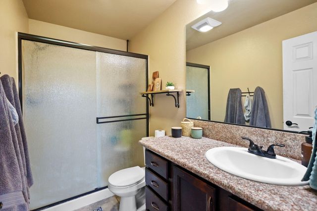 3625 Knight Lane, Anderson, CA 96007