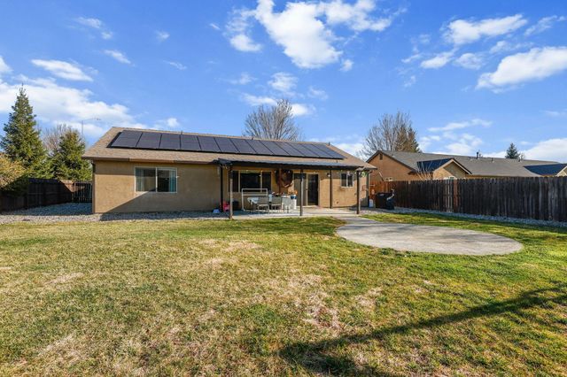 3625 Knight Lane, Anderson, CA 96007