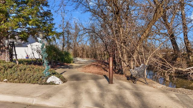 3625 Knight Lane, Anderson, CA 96007