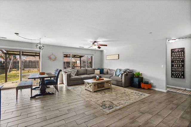 3625 Knight Lane, Anderson, CA 96007